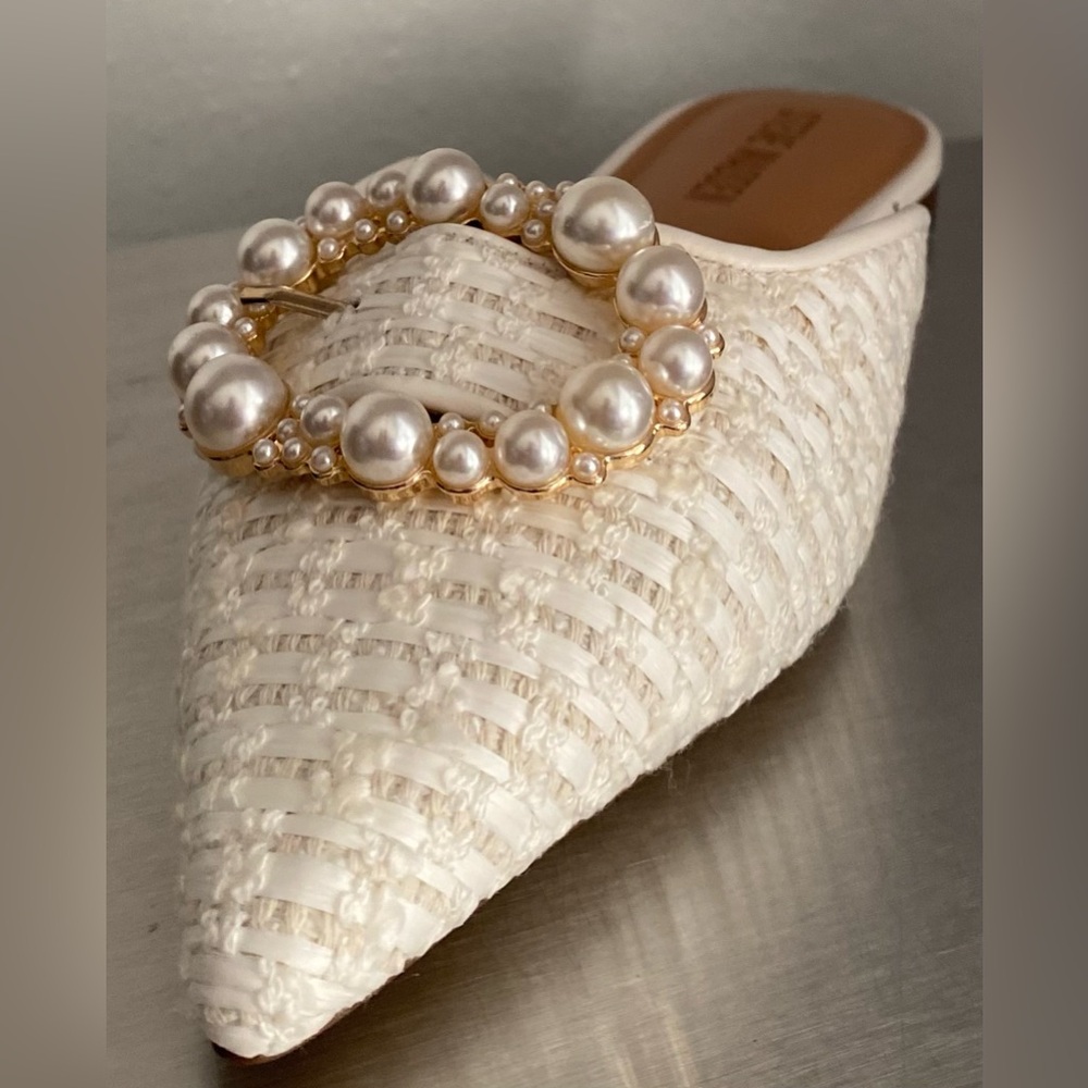STEVE MADDEN PEARL EMBELLISHED MULES